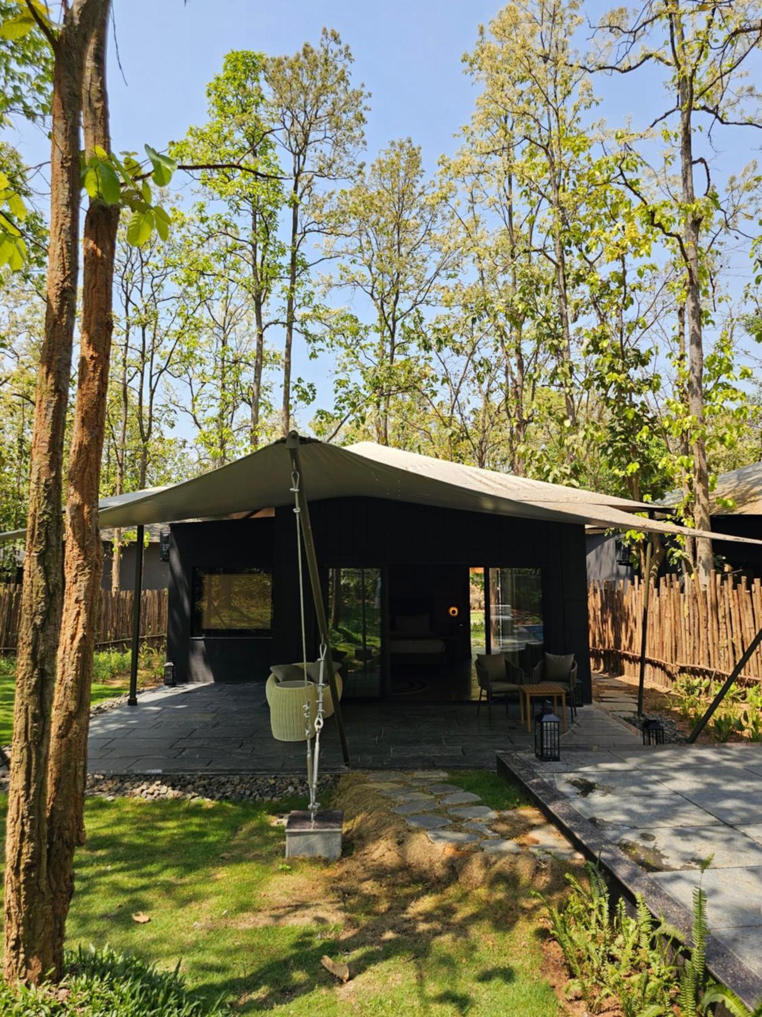 Hotel Sonar Bangla Joypur Forest Buitenkant foto